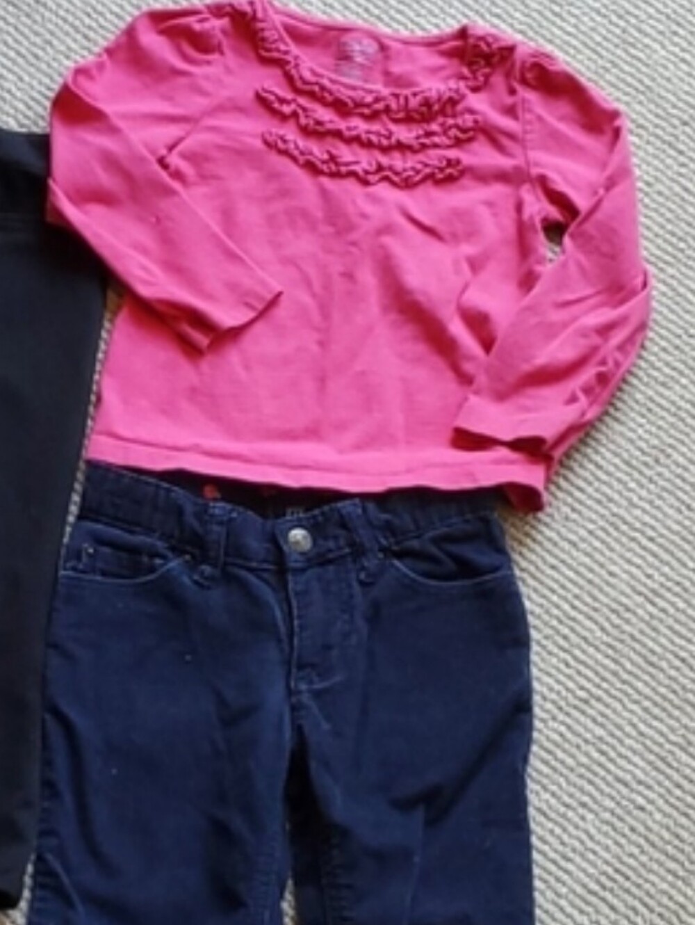 Bundle EUC 2 Baby Gap Items pants, shirt 3T